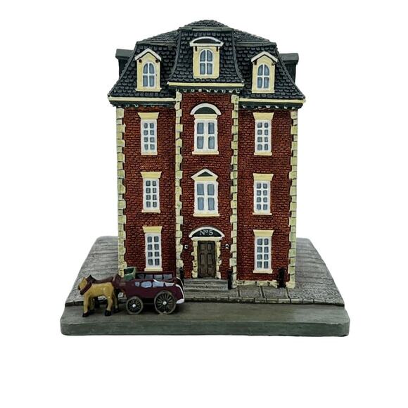 Danbury Mint Other - Danbury Mint Philadelphia Police Station  American Police Station Vintage CA-295